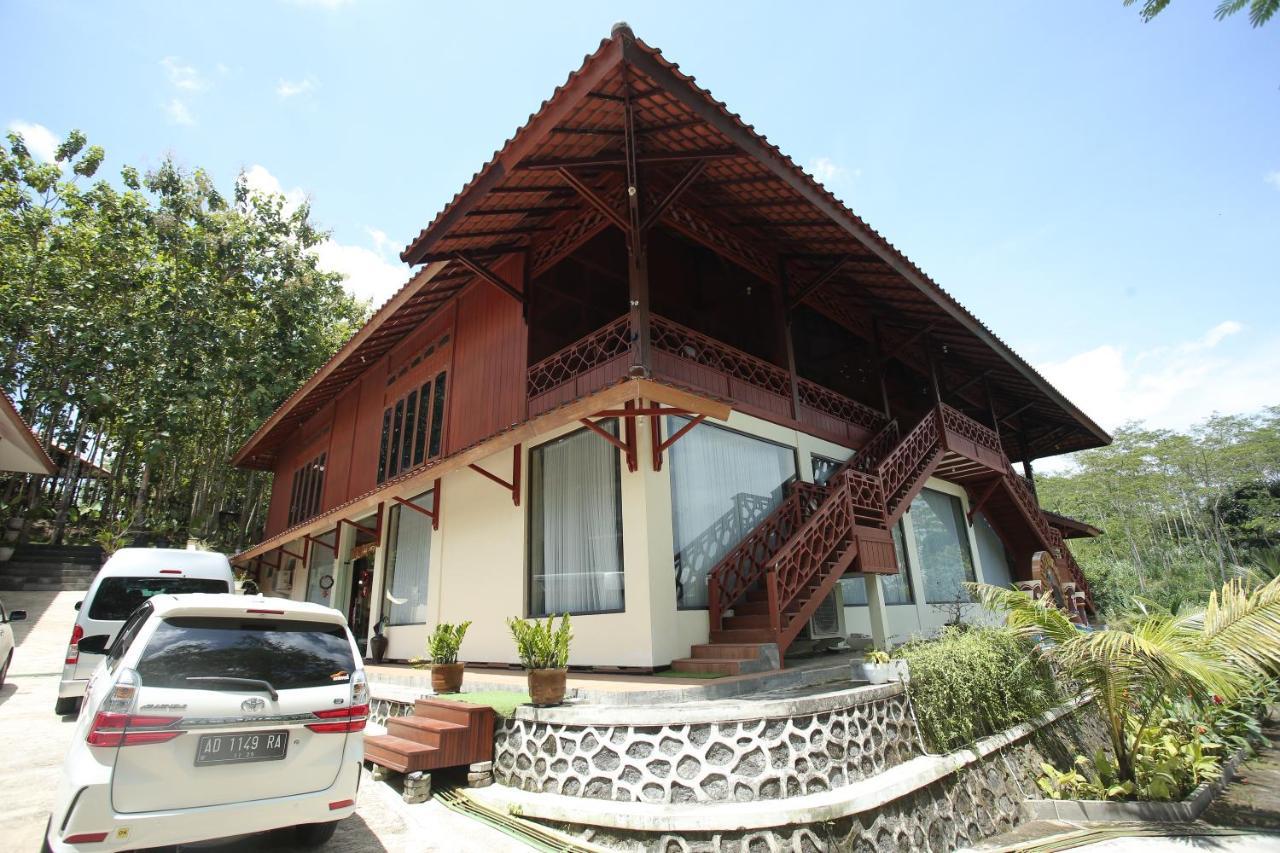 Kasuari Exotic Resort ماجلانج المظهر الخارجي الصورة